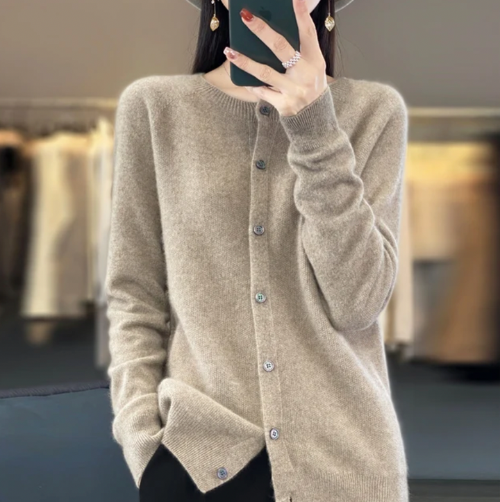 Avia | Cozy Cardigan